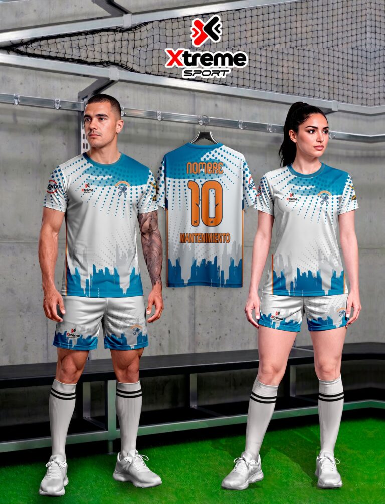 Hombre y mujer con el uniforme sublimado blanco con puntos azules y la camiseta colgada con número naranja